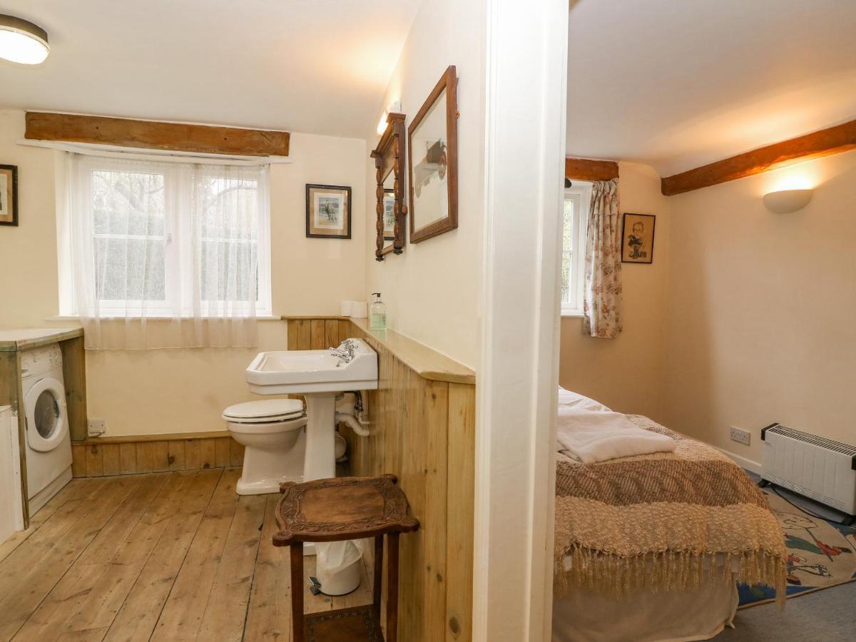 Villa Brooklands Chedworth Esterno foto